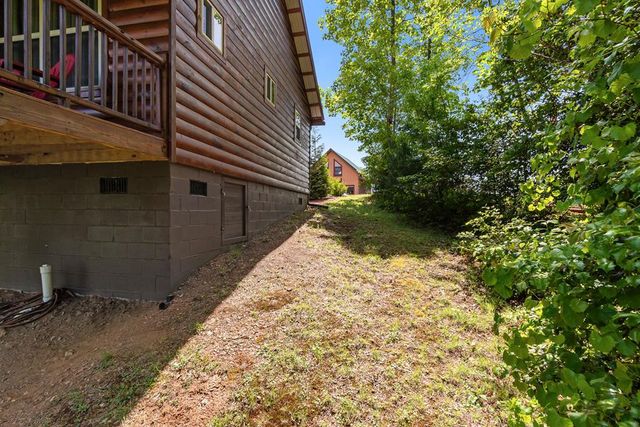 284 Deerfield Drive, Murphy, NC 28906