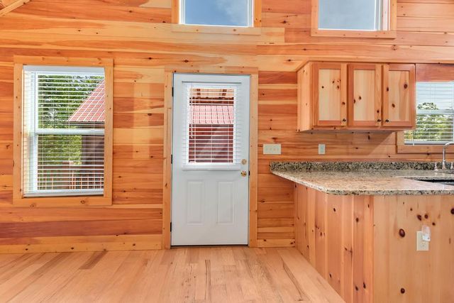 284 Deerfield Drive, Murphy, NC 28906