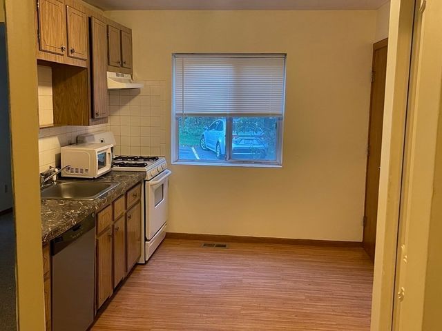 44 Bayberry Drive 1, Sharon, MA 02067