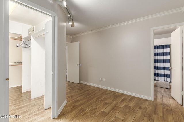 30 W DEL RIO Circle, Tempe, AZ 85282