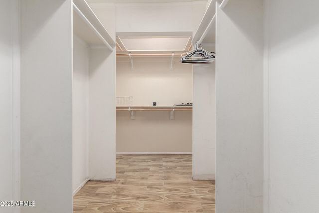 30 W DEL RIO Circle, Tempe, AZ 85282