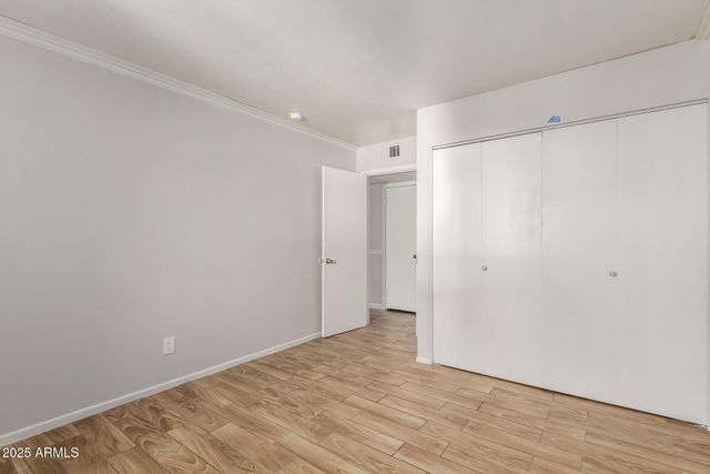 30 W DEL RIO Circle, Tempe, AZ 85282