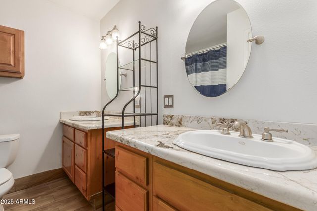 30 W DEL RIO Circle, Tempe, AZ 85282