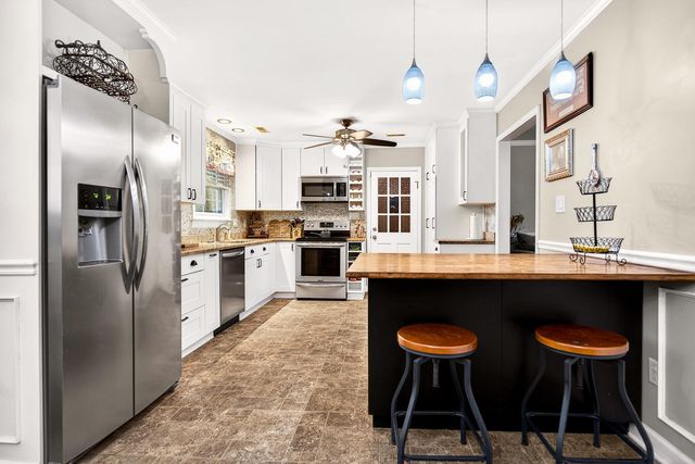 821 N Palmetto Street, Summerville, SC 29483