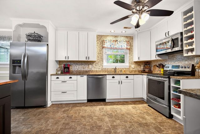 821 N Palmetto Street, Summerville, SC 29483