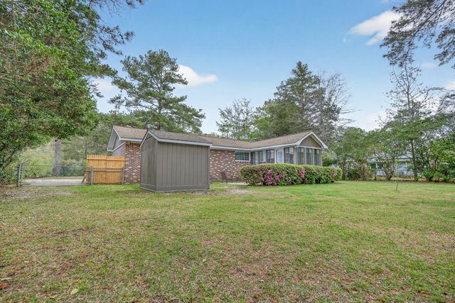 821 N Palmetto Street, Summerville, SC 29483