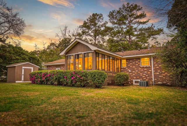 821 N Palmetto Street, Summerville, SC 29483