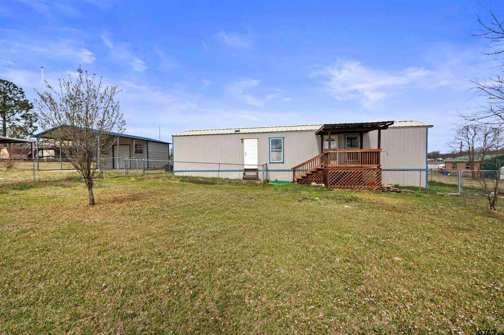 571 Cheyenne, Quitman, TX 75783