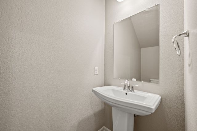 6835 Deleon Street, Irving, TX 75039
