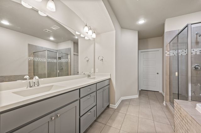 6835 Deleon Street, Irving, TX 75039