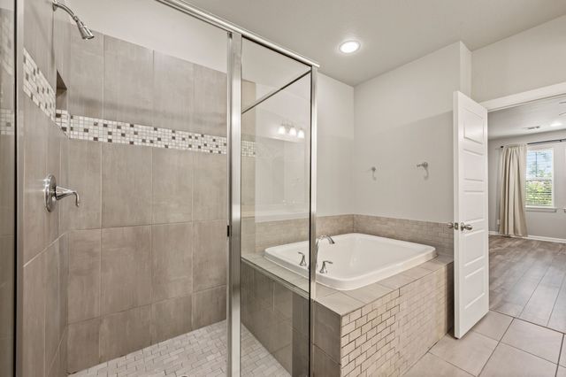 6835 Deleon Street, Irving, TX 75039