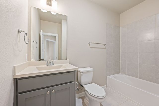 6835 Deleon Street, Irving, TX 75039
