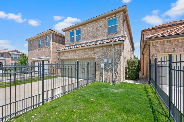 6835 Deleon Street, Irving, TX 75039