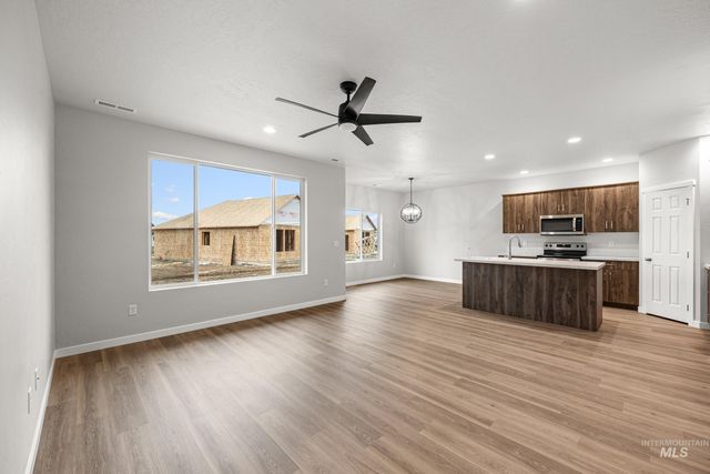 13656 Redway Ct, Caldwell, ID 83607