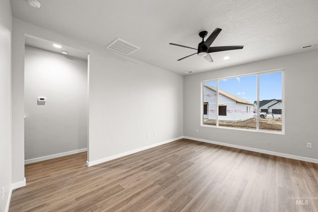 13656 Redway Ct, Caldwell, ID 83607