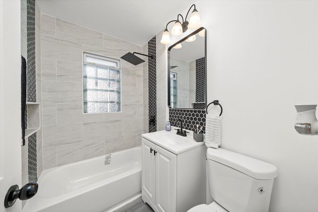 428 Paxton Avenue, Calumet City, IL 60409