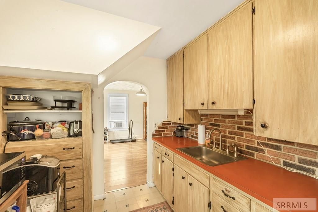 Image 21 of property listing at 380 3rd Street, Idaho Falls, ID 83401