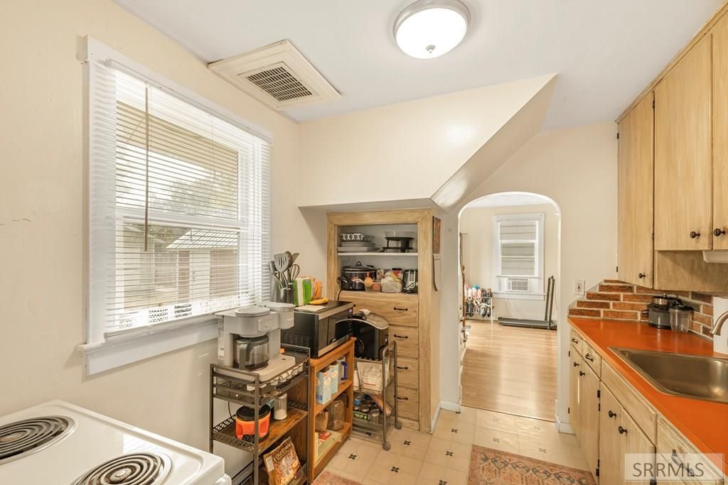 Image 22 of property listing at 380 3rd Street, Idaho Falls, ID 83401