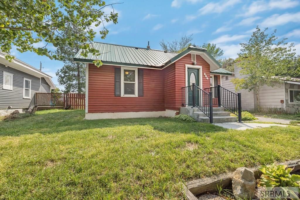 Image 5 of property listing at 380 3rd Street, Idaho Falls, ID 83401