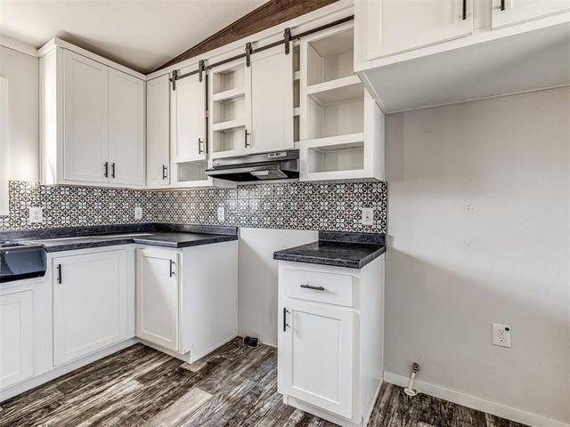 623 S Layton Avenue, Earlsboro, OK 74840