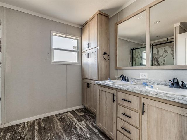 623 S Layton Avenue, Earlsboro, OK 74840