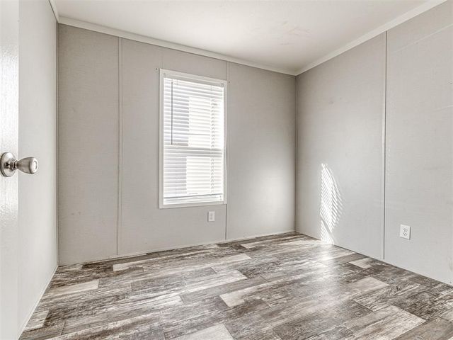 623 S Layton Avenue, Earlsboro, OK 74840