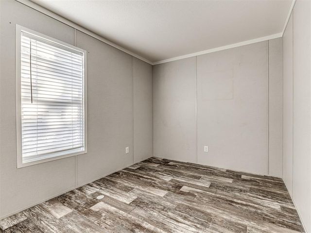 623 S Layton Avenue, Earlsboro, OK 74840