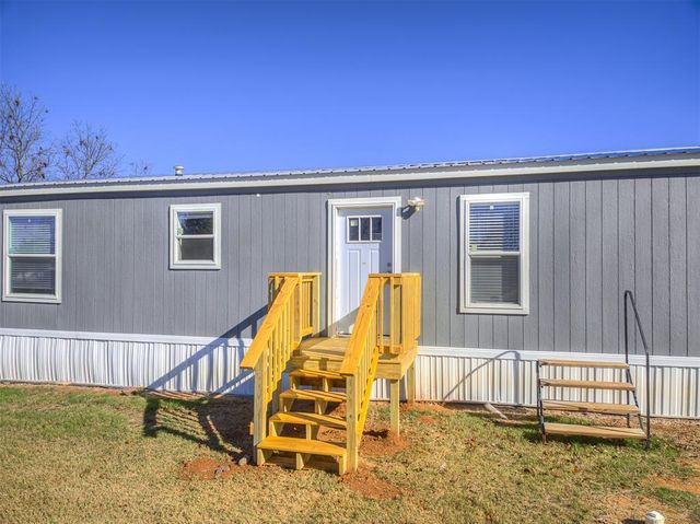 623 S Layton Avenue, Earlsboro, OK 74840