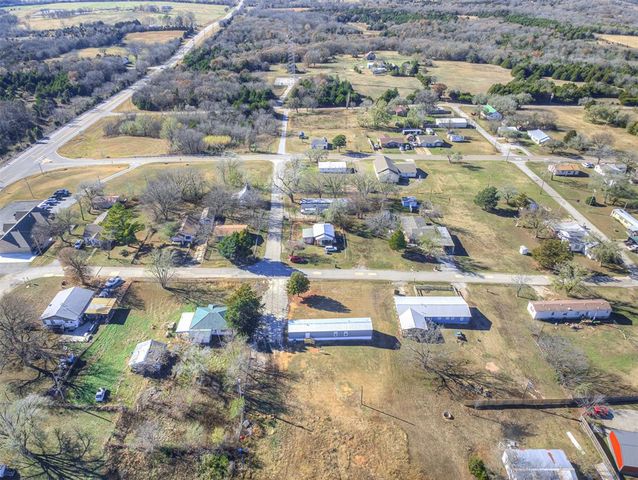 623 S Layton Avenue, Earlsboro, OK 74840