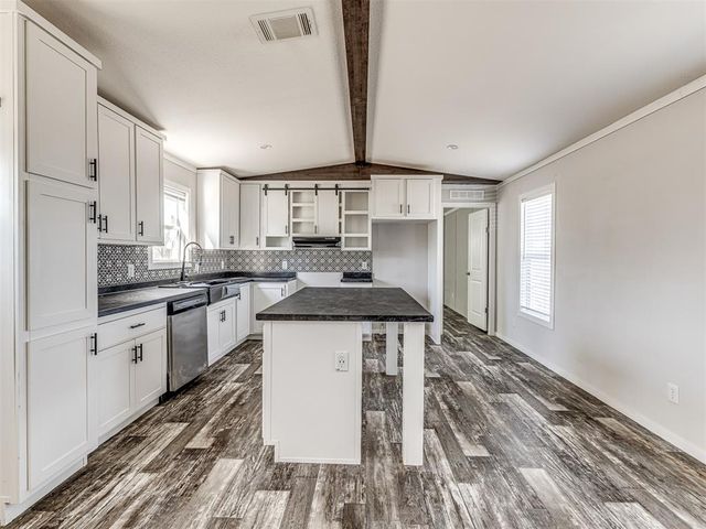 623 S Layton Avenue, Earlsboro, OK 74840