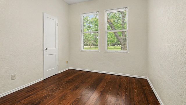 1902 Runneburg Road, Crosby, TX 77532