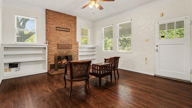 1902 Runneburg Road, Crosby, TX 77532