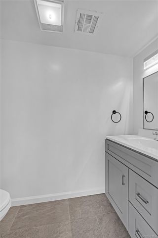 1374 Midland Avenue PH3, Bronxville, NY 10708