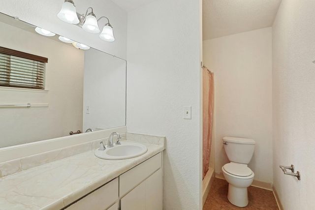 674 Privet Place, Manteca, CA 95336