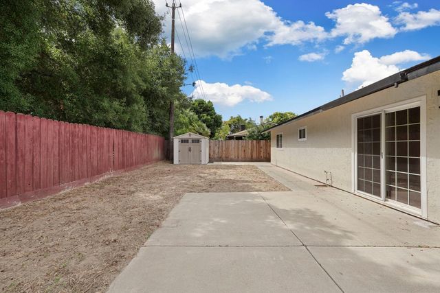 674 Privet Place, Manteca, CA 95336
