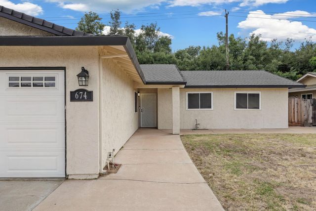 674 Privet Place, Manteca, CA 95336