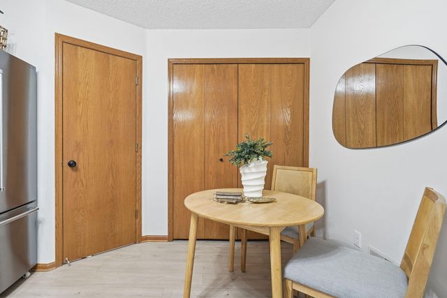 2037 Gresham Avenue N, Oakdale, MN 55128