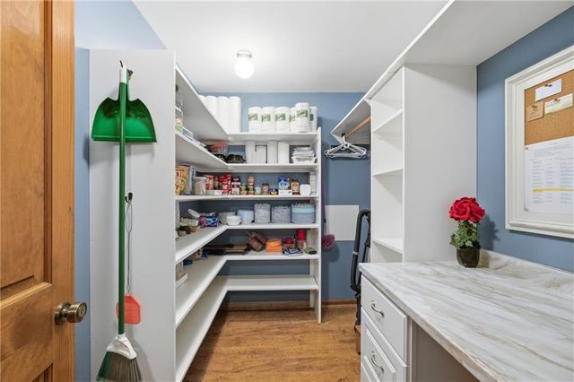 25045 W 215th Street, Spring Hill, KS 66083
