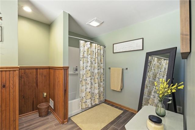 25045 W 215th Street, Spring Hill, KS 66083