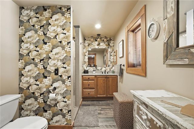 25045 W 215th Street, Spring Hill, KS 66083