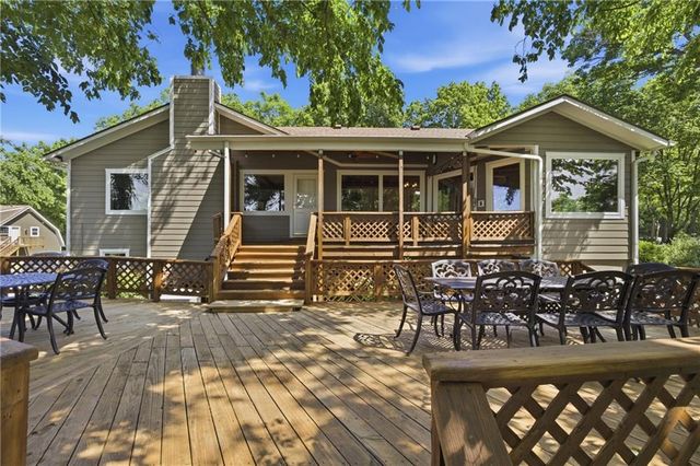 25045 W 215th Street, Spring Hill, KS 66083