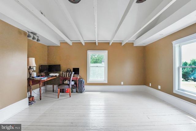 500 KNIGHTING RD, Gordonsville, VA 22942