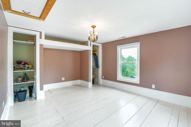 500 KNIGHTING RD, Gordonsville, VA 22942
