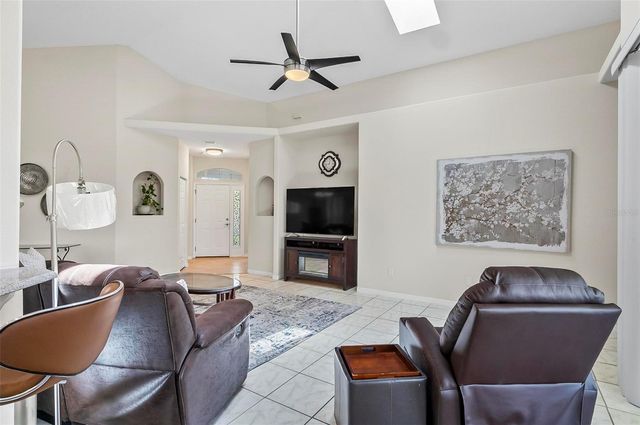 19 RAINTREE CIRCLE, Palm Coast, FL 32164