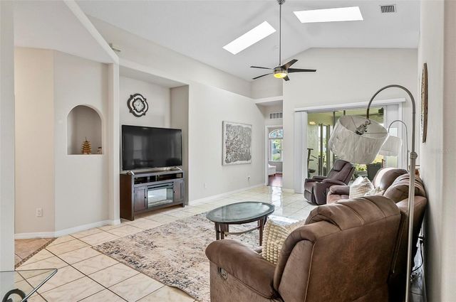 19 RAINTREE CIRCLE, Palm Coast, FL 32164