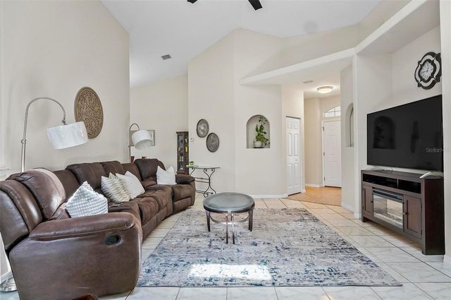 19 RAINTREE CIRCLE, Palm Coast, FL 32164