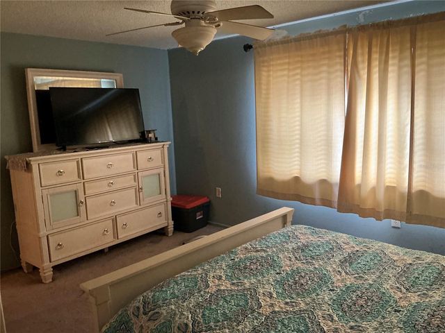 3900 EDGEMONT DRIVE, New Port Richey, FL 34652