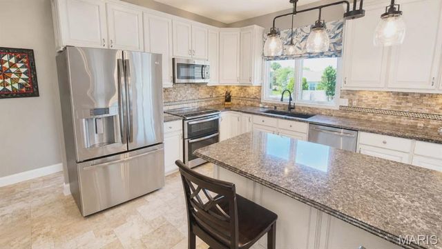 535 Garrick Place, O'fallon, MO 63368