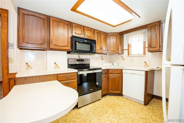 105 Elm Street, Lackawanna, NY 14218