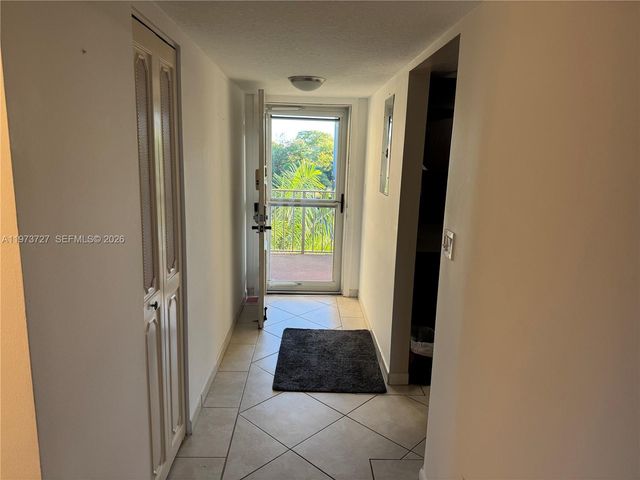 3920 Inverrary Blvd 504C, Lauderhill, FL 33319